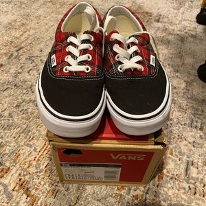 BNIB Vans Era Tartan plaid